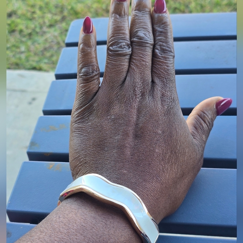 Macy Gold and White Wave Bracelet Women New